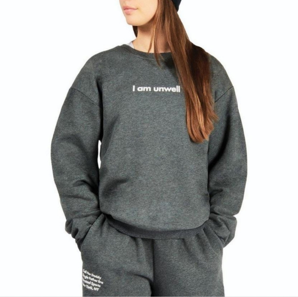 Gray Sweatshirt and Sweatpants Set
